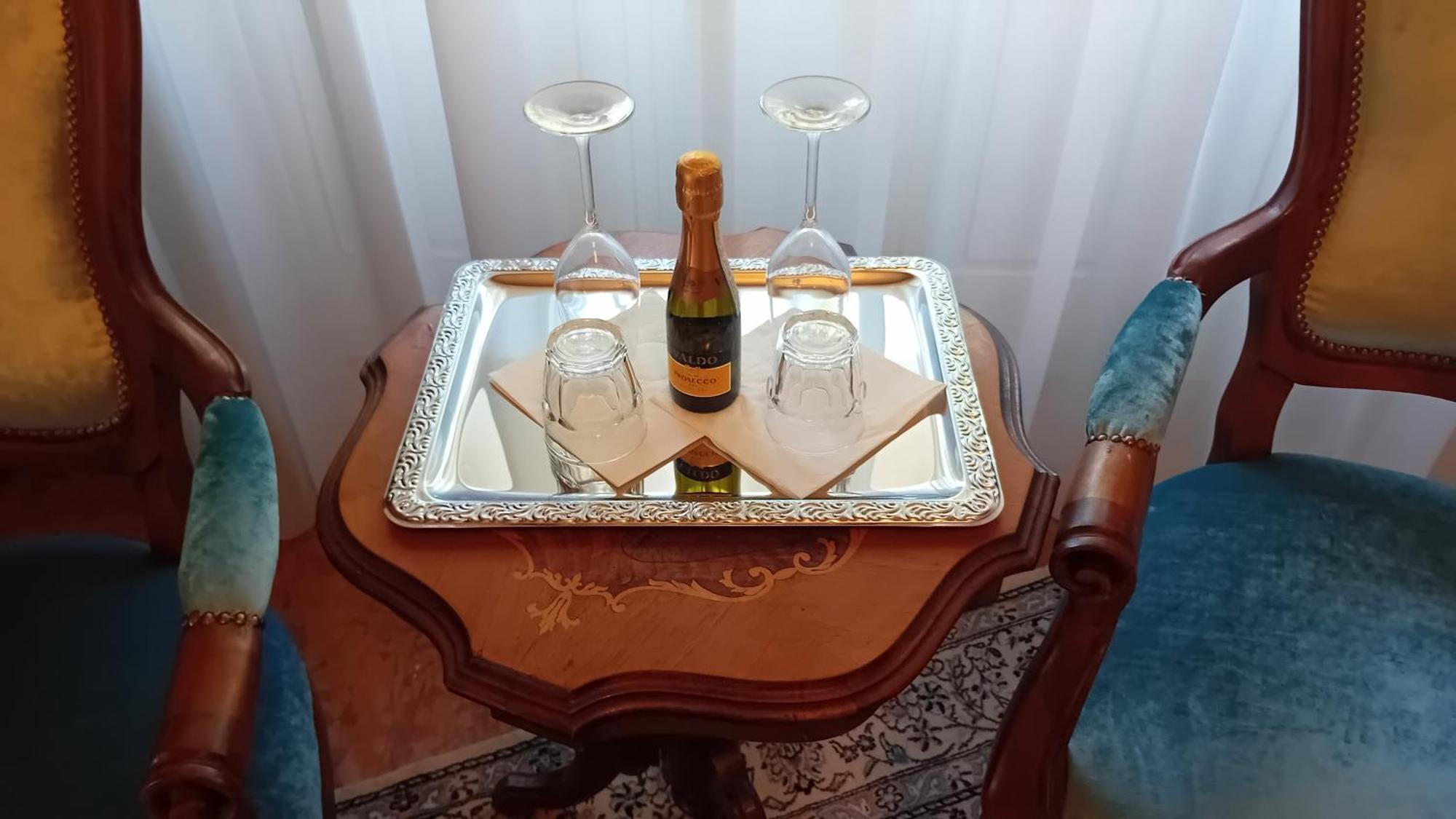 Nobili Libardi - Villa Basevi Верона Стая снимка